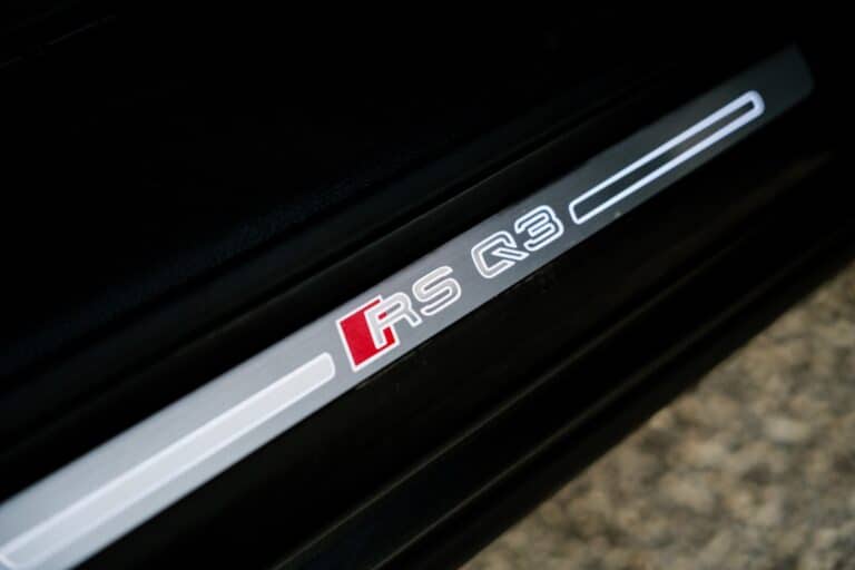 valerent-1-audi-rsq3-lambo-urus-100